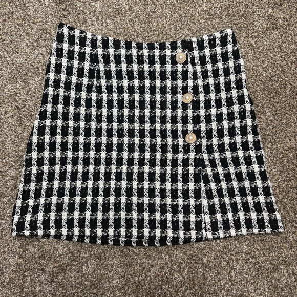 SHEIN Dresses & Skirts - SHEIN Black and White Mini Skirt